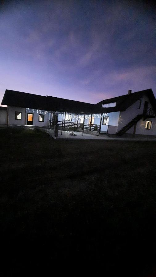 Casuta Din Deal Târgu Neamţ Exterior foto